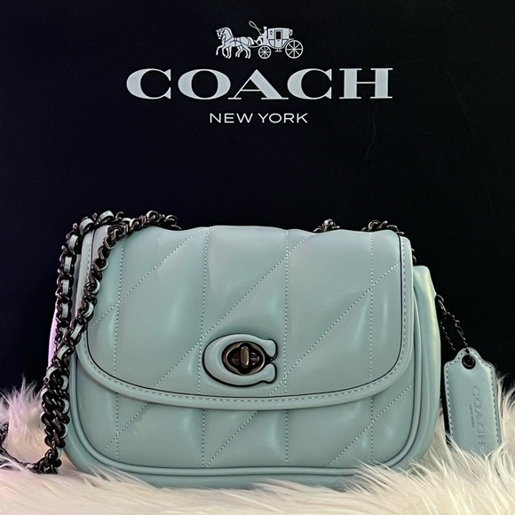 CA086 - Coach Pillow Madison Shoulder Bag 18 with Quilting - Picture 2 of 13